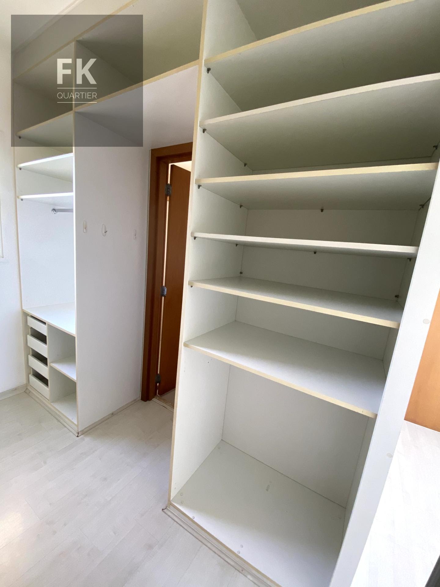 Apartamento para alugar com 3 quartos, 1 suíte, 2 vagas e 133m² no Tamboré, Santana de Parnaíba (SP) — foto 15 de 17
