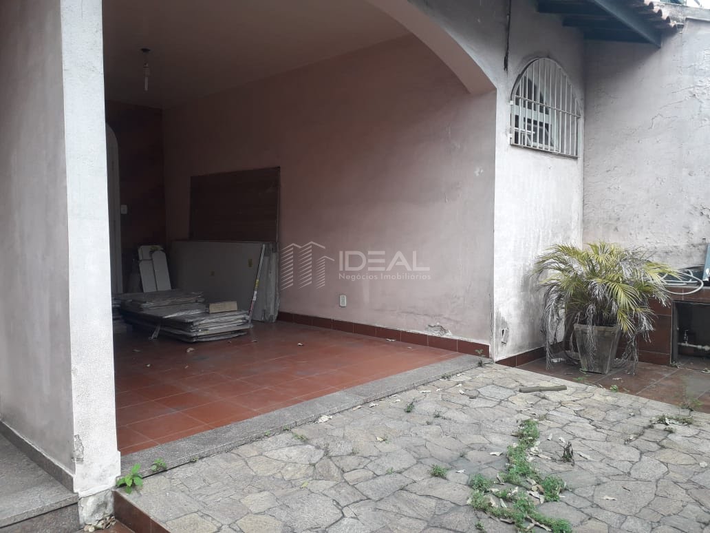Casa à venda com 6 quartos, 3 banheiros, 1 vaga e 182m² no Centro, Campos dos Goytacazes (RJ) — foto 9 de 11