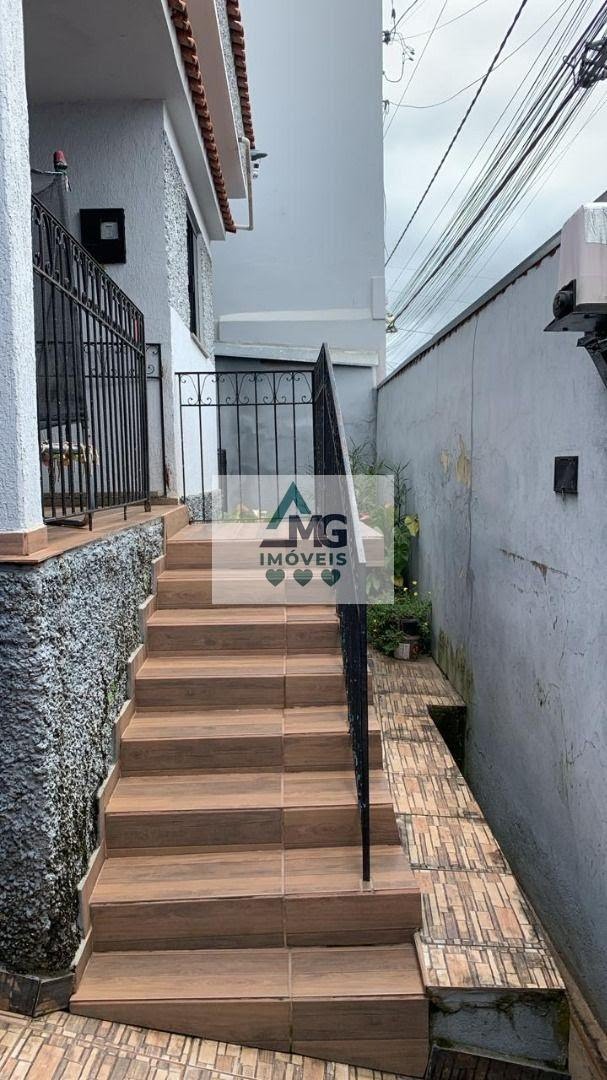 Casa à venda com 4 quartos, 1 suíte, 2 vagas e 200m² no Vila Bela Vista, Três Corações (MG) — foto 13 de 30