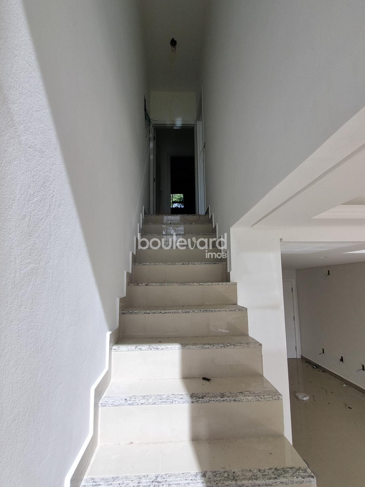 Casa à venda com 2 quartos, 1 suíte, 2 vagas e 85m² no Sertão do Maruim, São José (SC) — foto 7 de 15