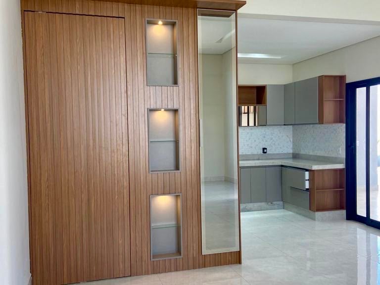 Casa à venda com 3 quartos, 3 suítes, 4 vagas e 235m² no Jardim Residencial Maria Dulce, Indaiatuba (SP) — foto 2 de 30