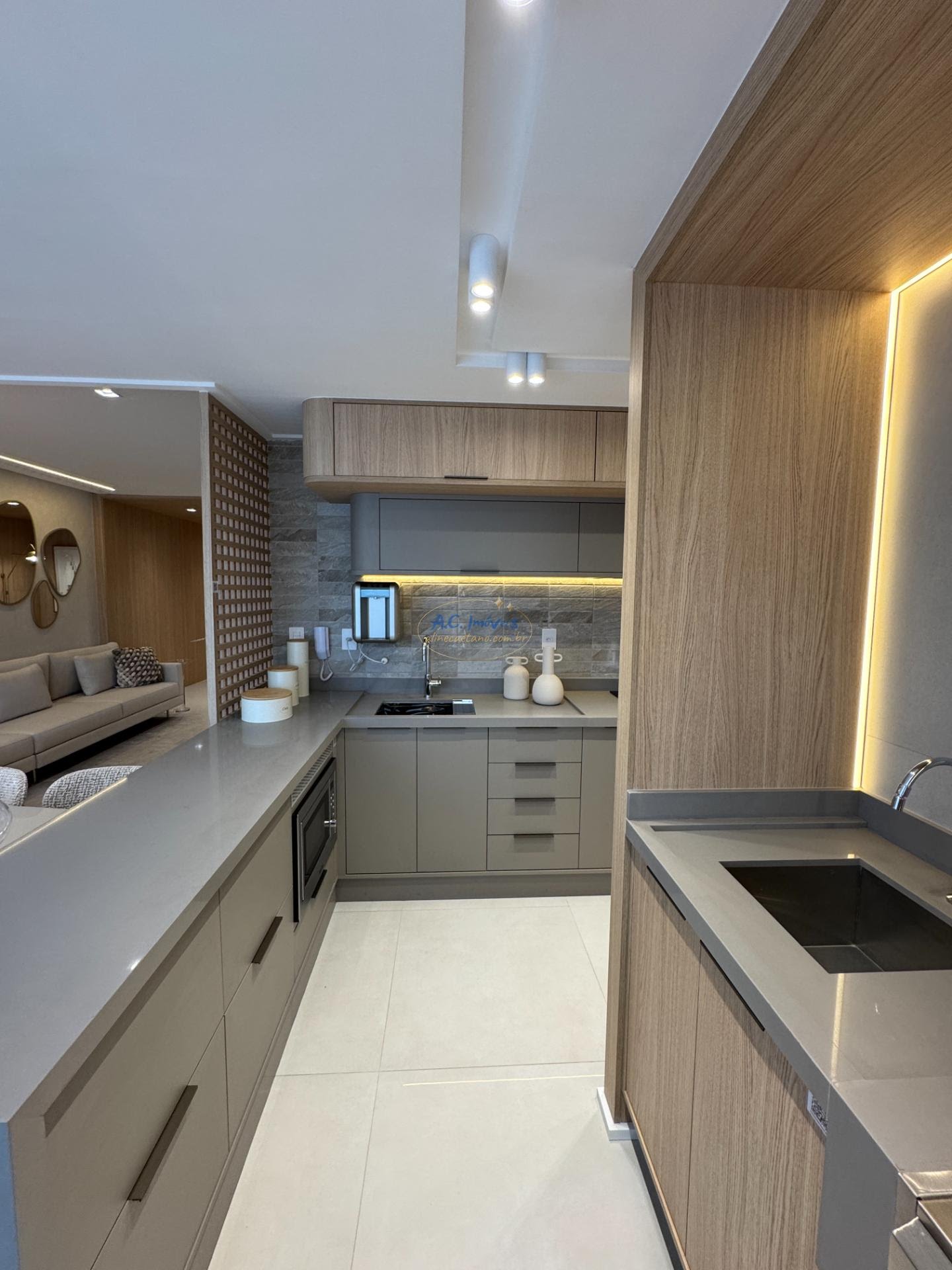 Apartamento à venda com 2 quartos, 2 suítes, 2 vagas e 87m² no Canto do Forte, Praia Grande (SP) — foto 9 de 30