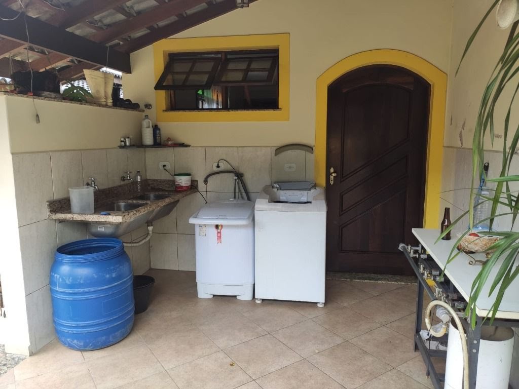 Casa à venda com 3 quartos, 3 suítes, 6 vagas e 293m² no Arujamérica, Arujá (SP) — foto 17 de 30