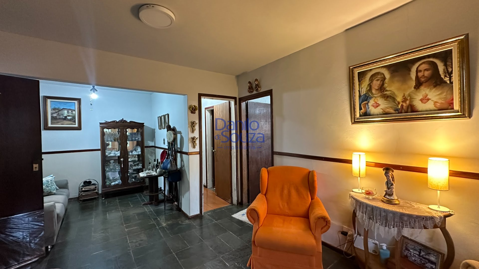 Casa à venda com 3 quartos, 1 banheiro, 2 vagas e 300m² no José Ferreira Guimarães (mangueira II ), Araxá (MG) — foto 17 de 22