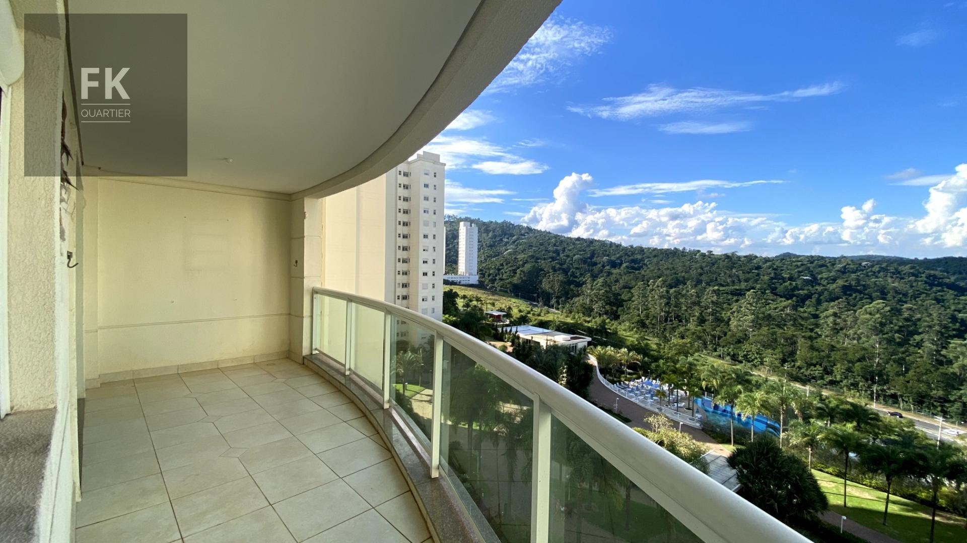 Apartamento para alugar com 3 quartos, 4 banheiros, 2 vagas e 133m² no Tamboré, Santana de Parnaíba — foto principal
