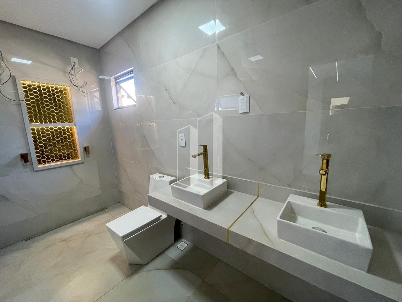 Casa à venda com 3 quartos, 3 suítes, 4 vagas e 156m² no Residencial Parqville Jacarandá, Aparecida de Goiânia (GO) — foto 10 de 15