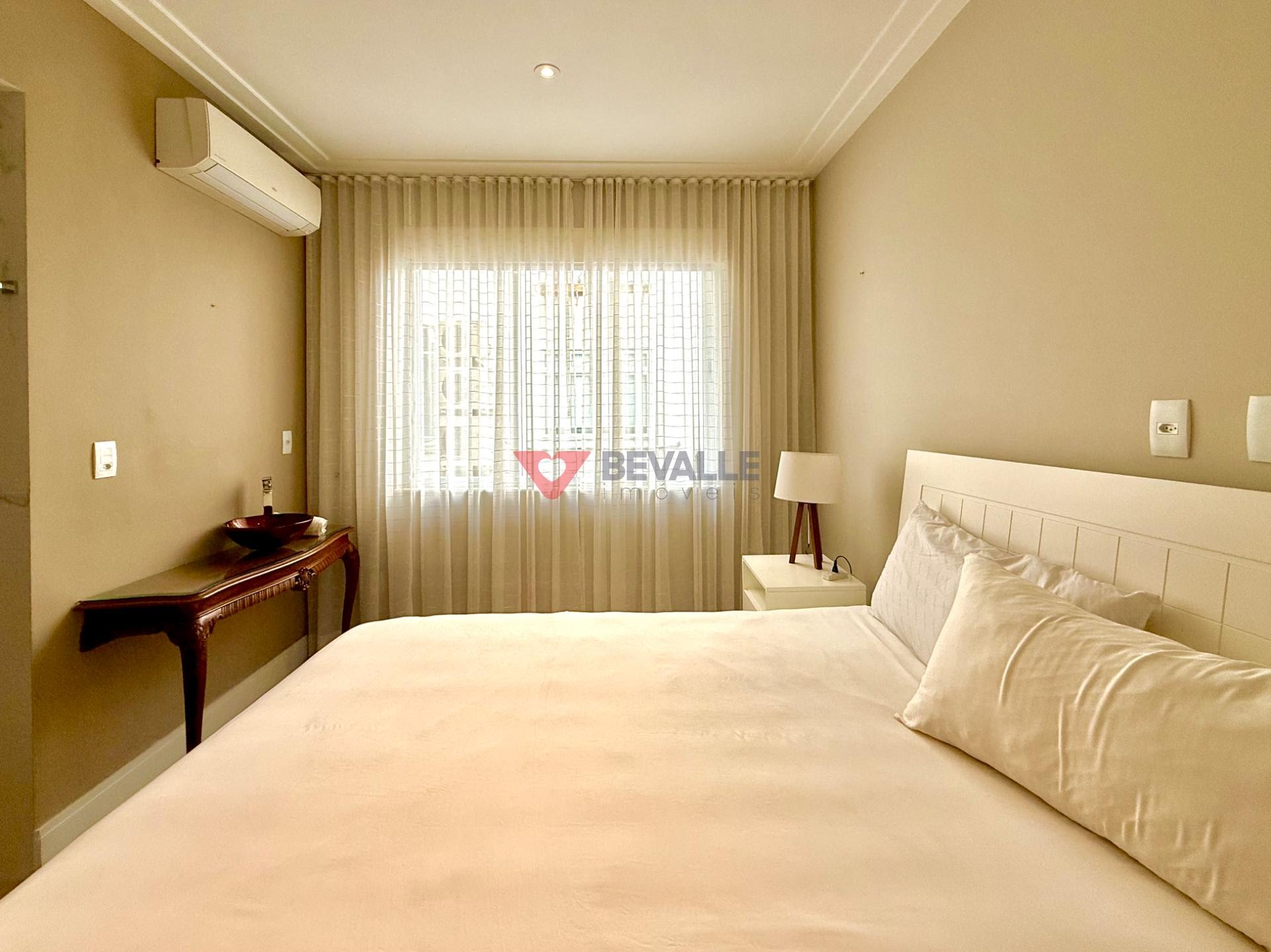 Apartamento à venda com 2 quartos, 2 suítes, 1 vaga e 120m² no Leblon, Rio de Janeiro (RJ) — foto 22 de 30