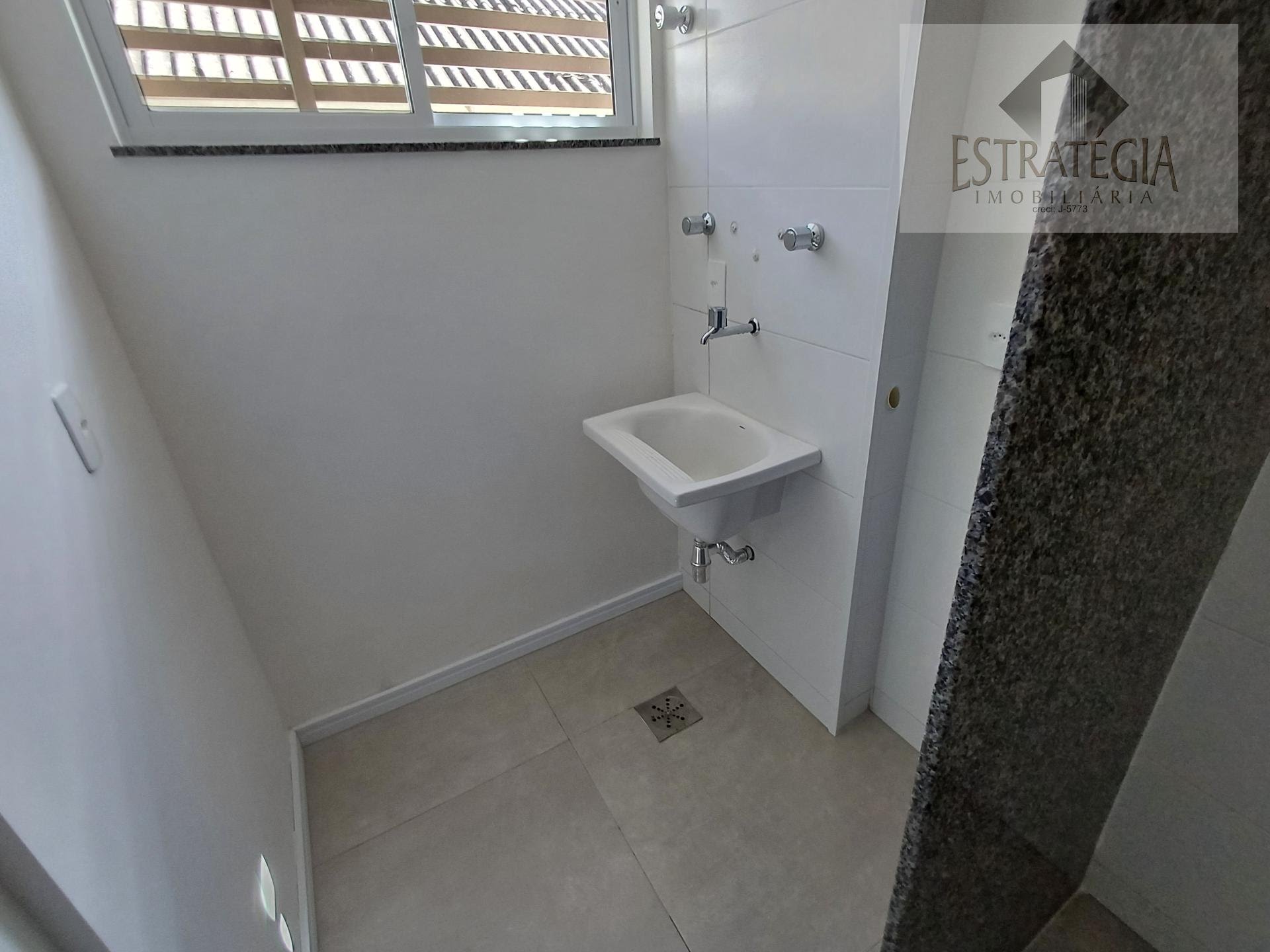 Apartamento para alugar com 2 quartos, 1 suíte, 1 vaga e 68m² no Retiro, Petrópolis (RJ) — foto 4 de 16