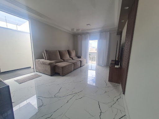 Casa em Jardim Caldense  -  Poços de Caldas