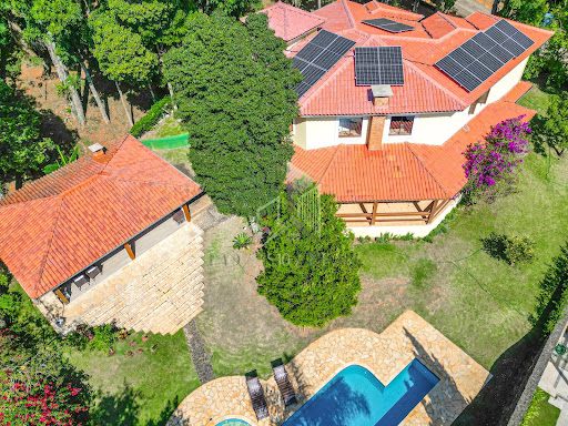Casa de Condomínio em Clube da Montanha - Atibaia, SP. Venda por R$ 2.650.000,00