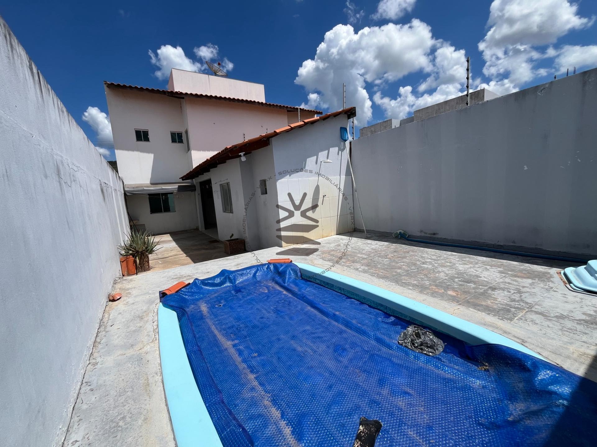 Casa à venda com 4 quartos, 2 suítes, 2 vagas e 125m² no Bandeirantes, Barreiras (BA) — foto 27 de 28