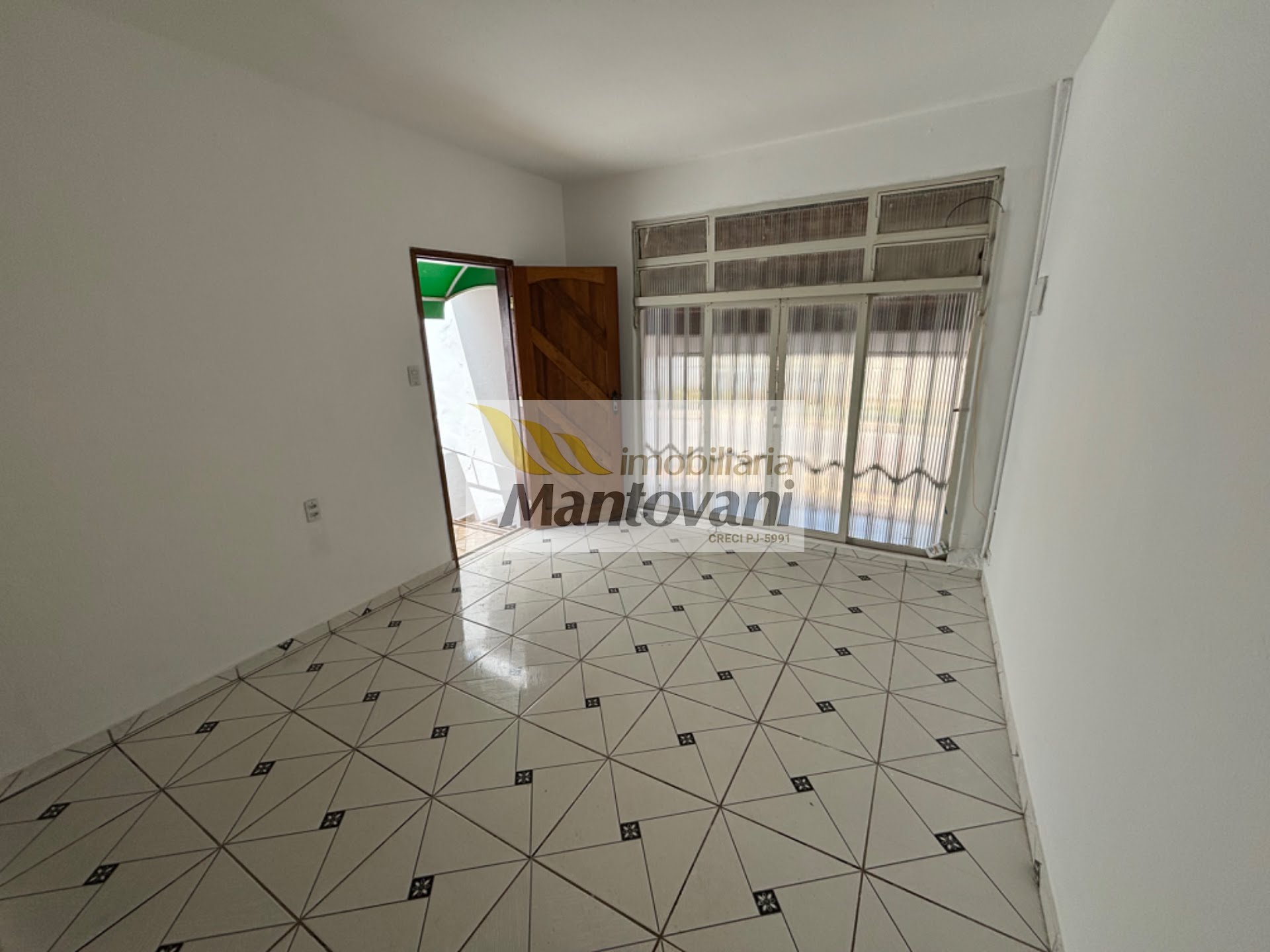 Casa à venda com 2 quartos, 1 banheiro, 2 vagas e 125m² no Jardim Nossa Senhora de Fátima (valinhos), Tatuí (SP) — foto 5 de 15
