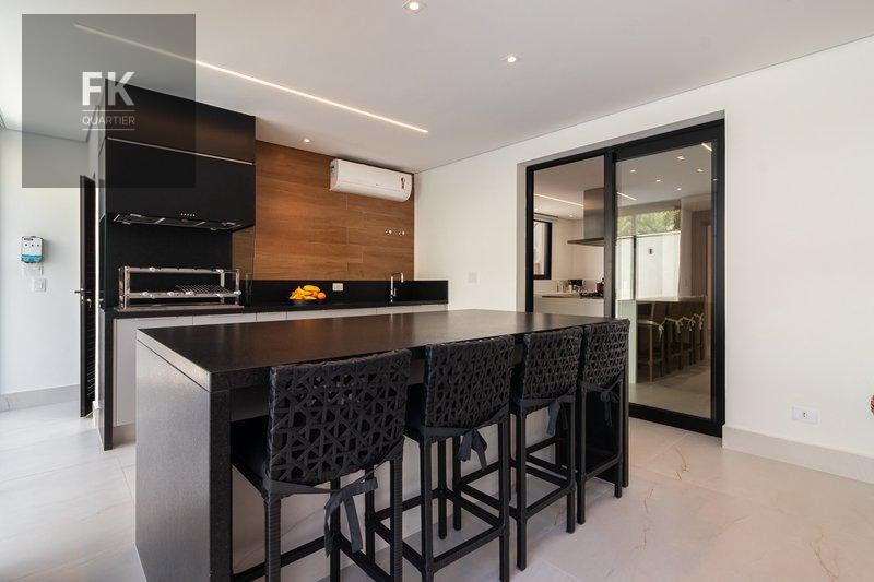 Casa à venda com 5 quartos, 5 suítes, 6 vagas e 548m² no Alphaville Residencial Zero, Barueri (SP) — foto 15 de 25