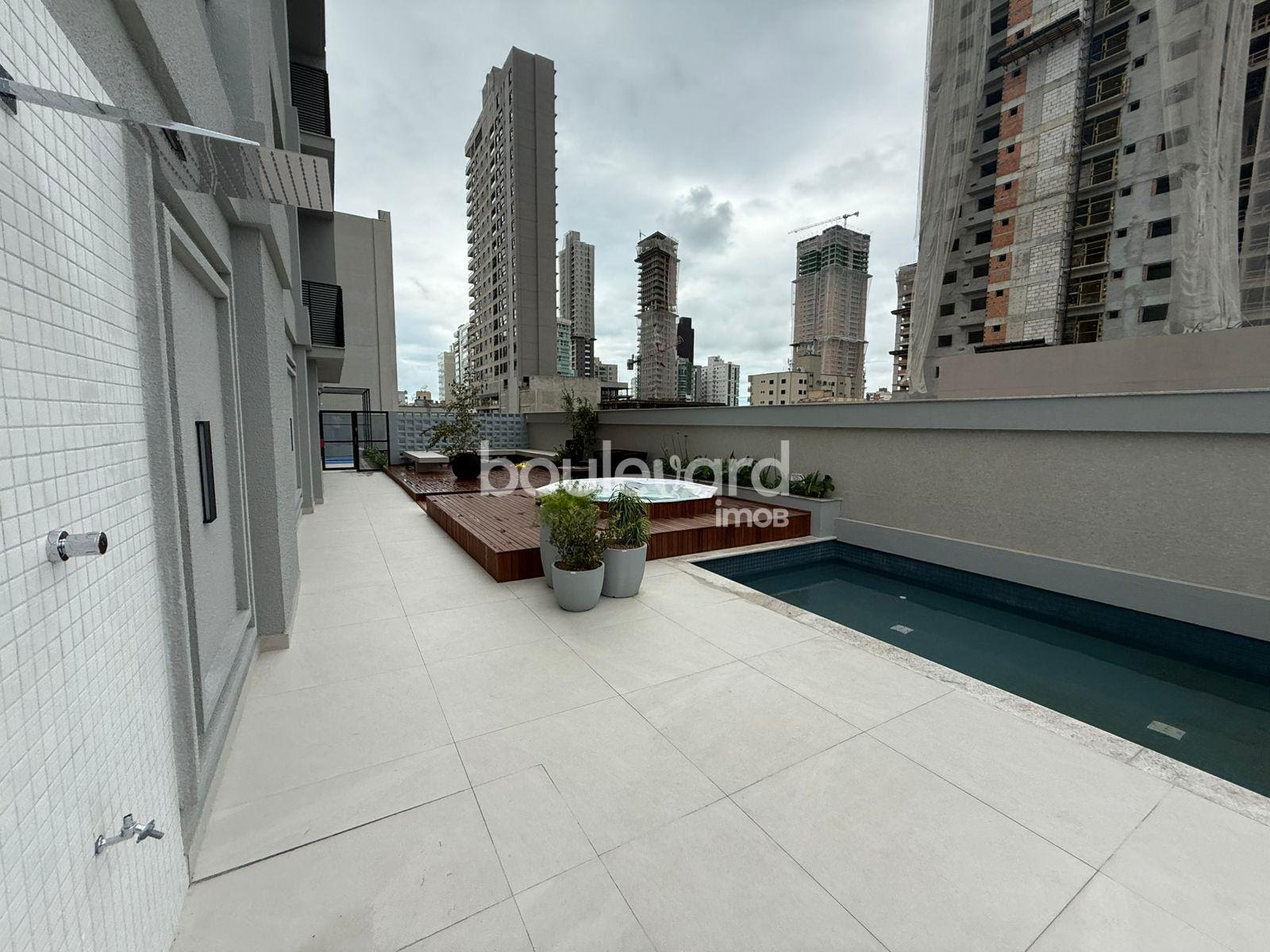 Apartamento à venda com 3 quartos, 3 suítes, 2 vagas e 127m² no Centro, Itapema (SC) — foto 18 de 30
