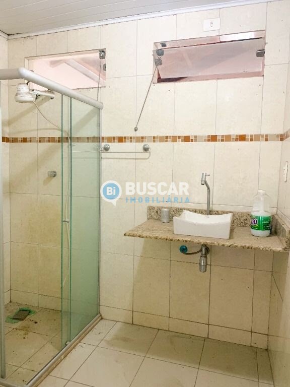 Casa à venda com 5 quartos, 1 suíte, 1 vaga e 270m² no Cidade Nova, Feira de Santana (BA) — foto 11 de 15