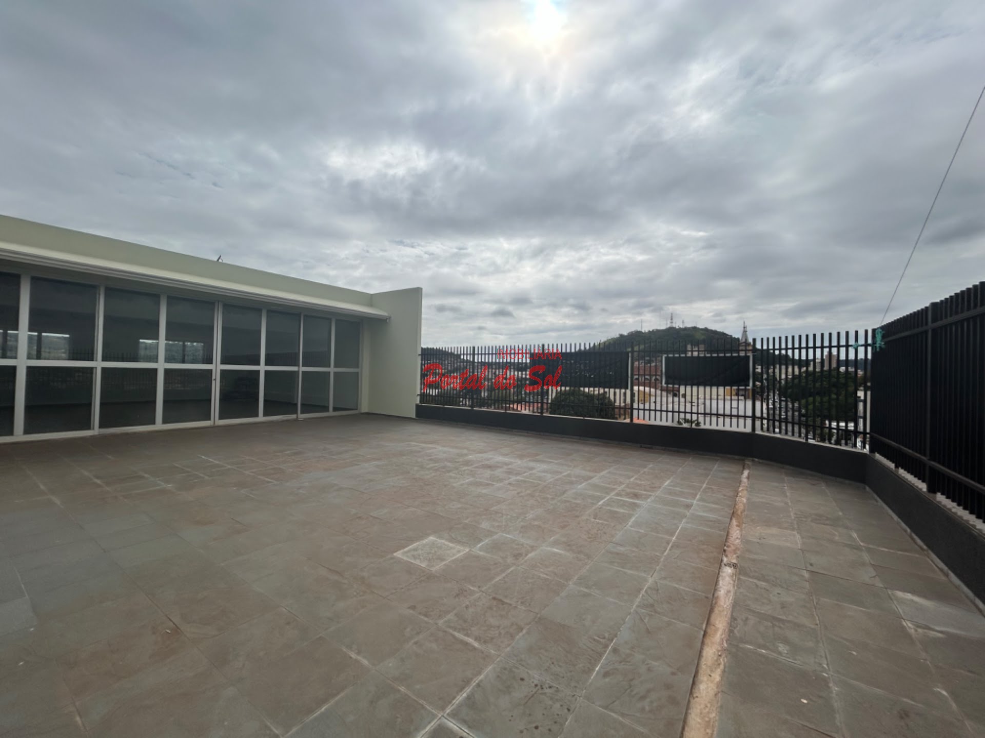 Comercial para alugar com 1 banheiro e 400m² no Centro, Santo Antônio da Platina (PR) — foto 5 de 11