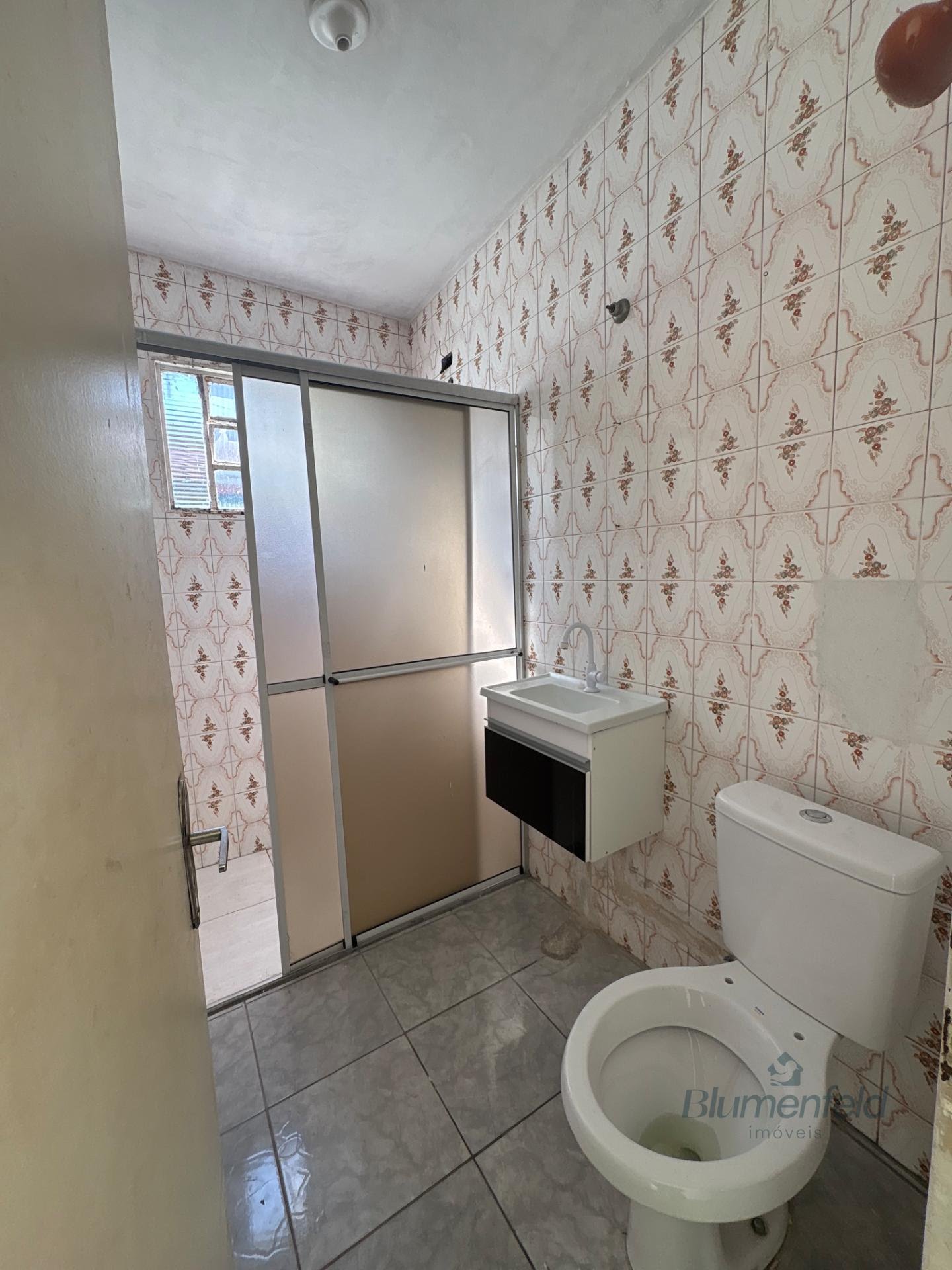 Casa à venda com 2 quartos, 1 banheiro, 1 vaga e 125m² no Jardim Amaral, Itaquaquecetuba (SP) — foto 4 de 5