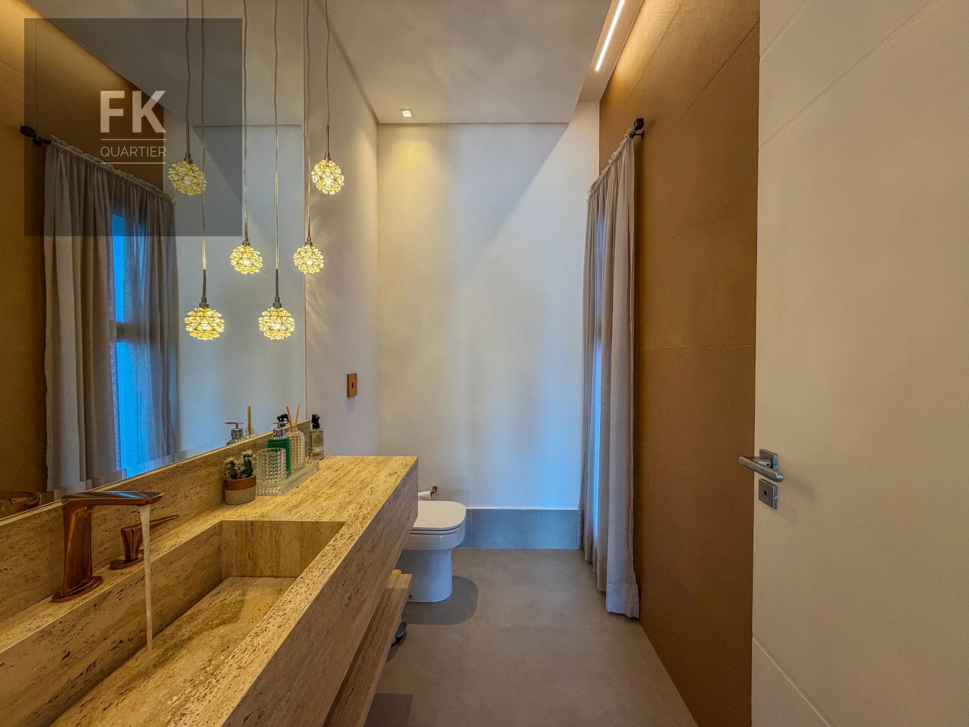 Casa à venda com 4 quartos, 4 suítes, 9 vagas e 446m² no Tamboré, Barueri (SP) — foto 7 de 30