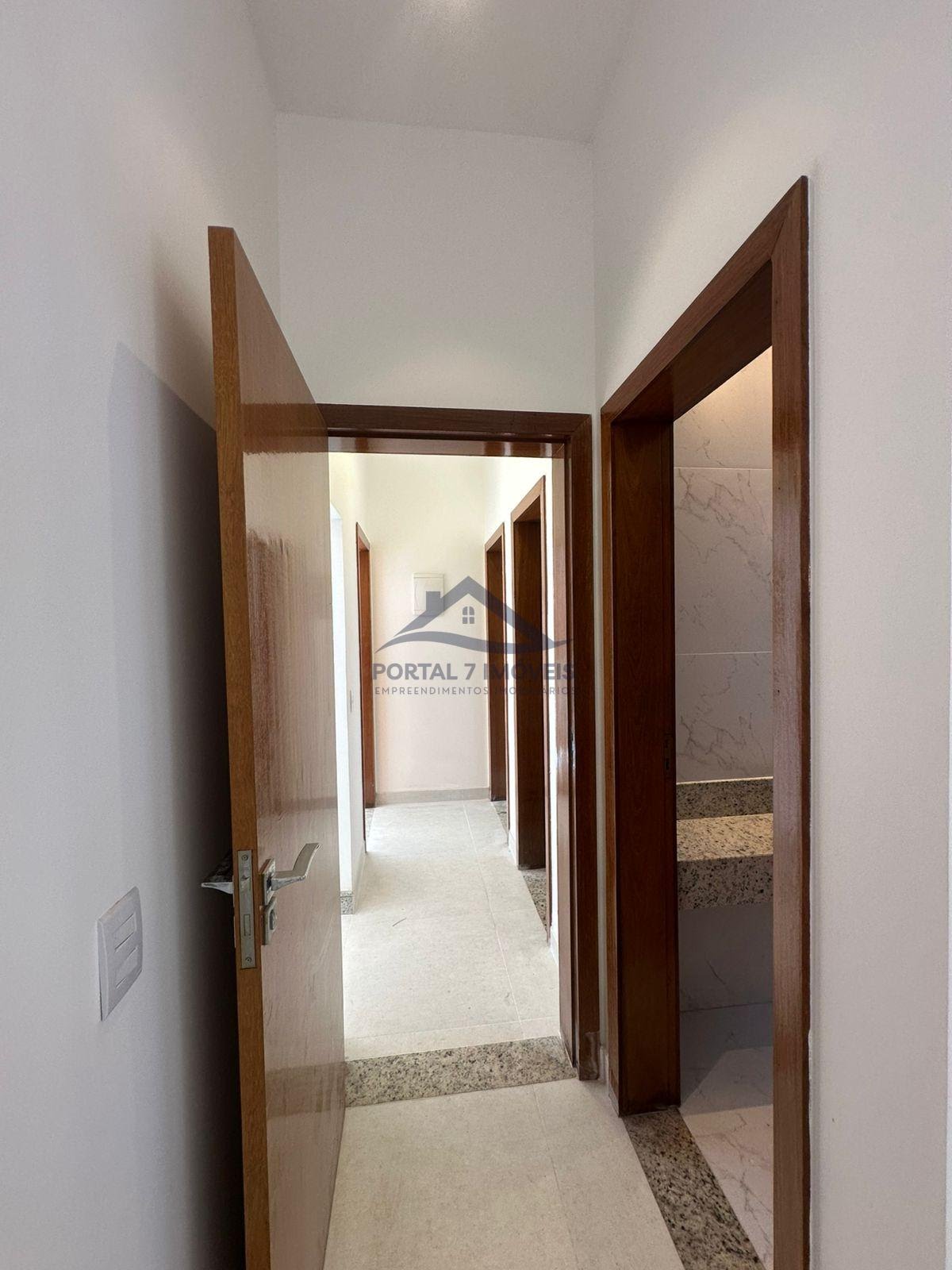 Casa à venda com 2 quartos, 1 suíte, 3 vagas e 117m² no Flórida, Sete Lagoas (MG) — foto 6 de 21