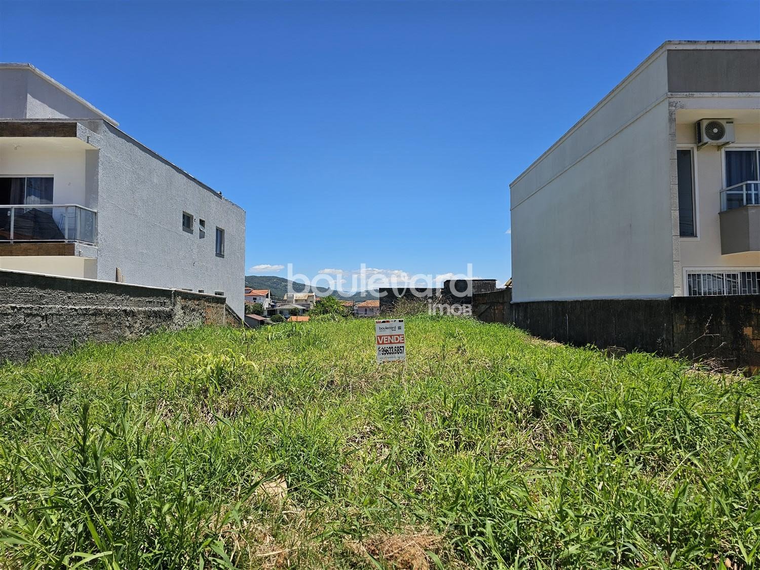 Terreno à venda com 360m² de terreno no Serraria, São José (SC) — foto 2 de 6