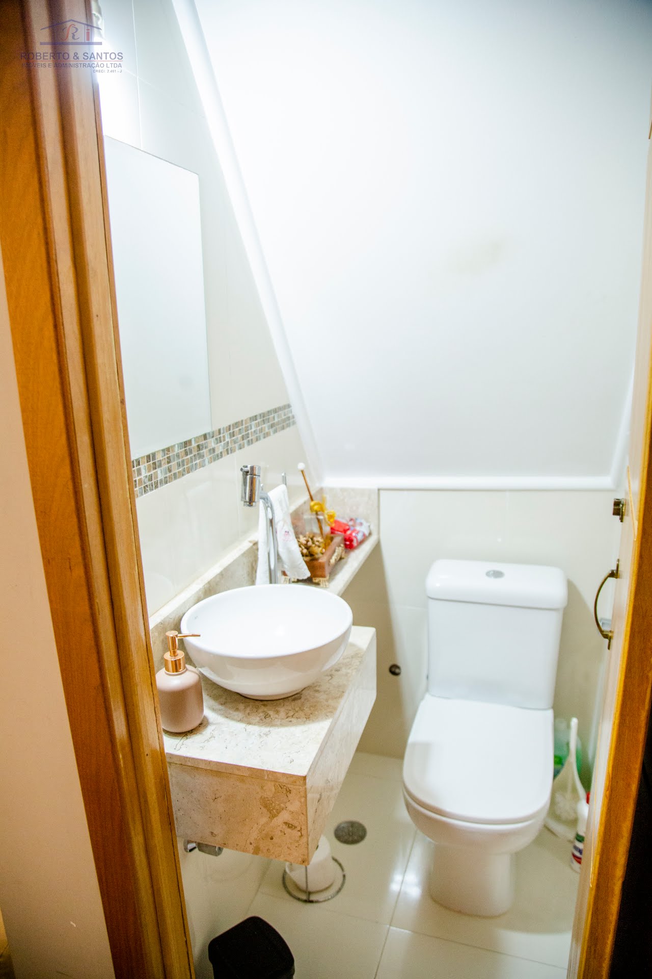 Lavabo, outra vista