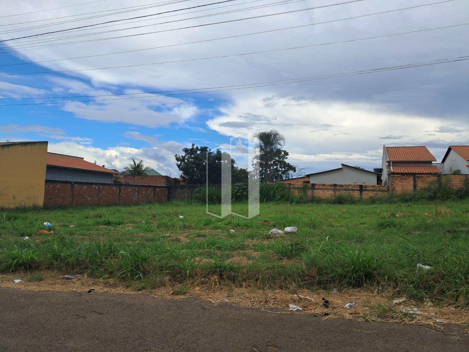 Terreno à venda com 371m² de terreno no Residencial Village Garavelo, Aparecida de Goiânia (GO) — foto 2 de 2