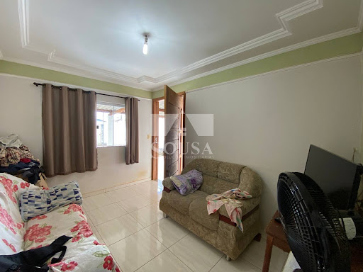 Casa à venda no bairro Santa Mônica em Uberlândia.