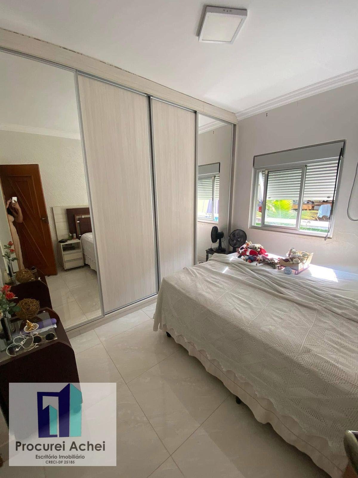 Casa à venda com 3 quartos, 1 suíte, 4 vagas e 400m² no Setor Habitacional Vicente Pires, Brasília (DF) — foto 3 de 10