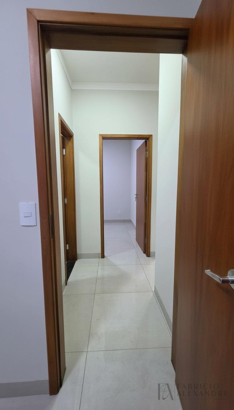 Casa à venda com 3 quartos, 1 suíte, 2 vagas e 120m² no Parque Residencial J. Macedo, São José do Rio Preto (SP) — foto 9 de 11