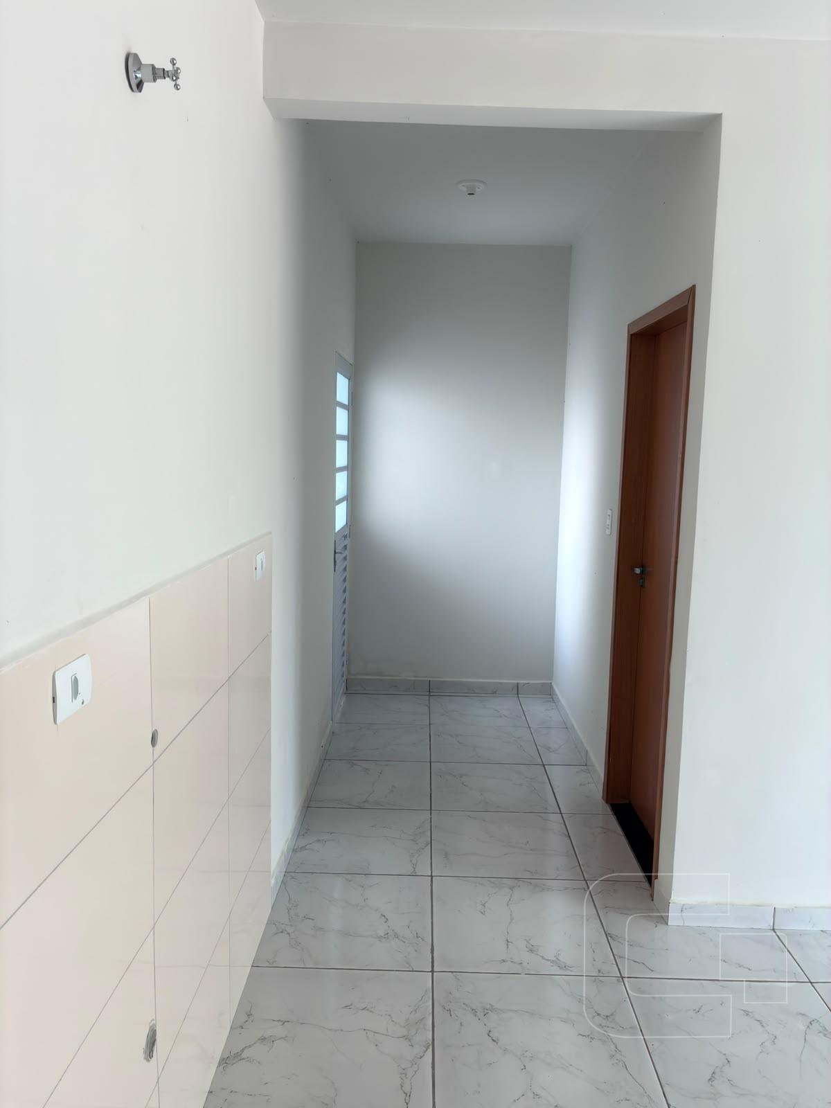 Casa à venda com 3 quartos, 1 banheiro, 1 vaga e 69m² no Jardim Marissol, Apucarana (PR) — foto 3 de 14