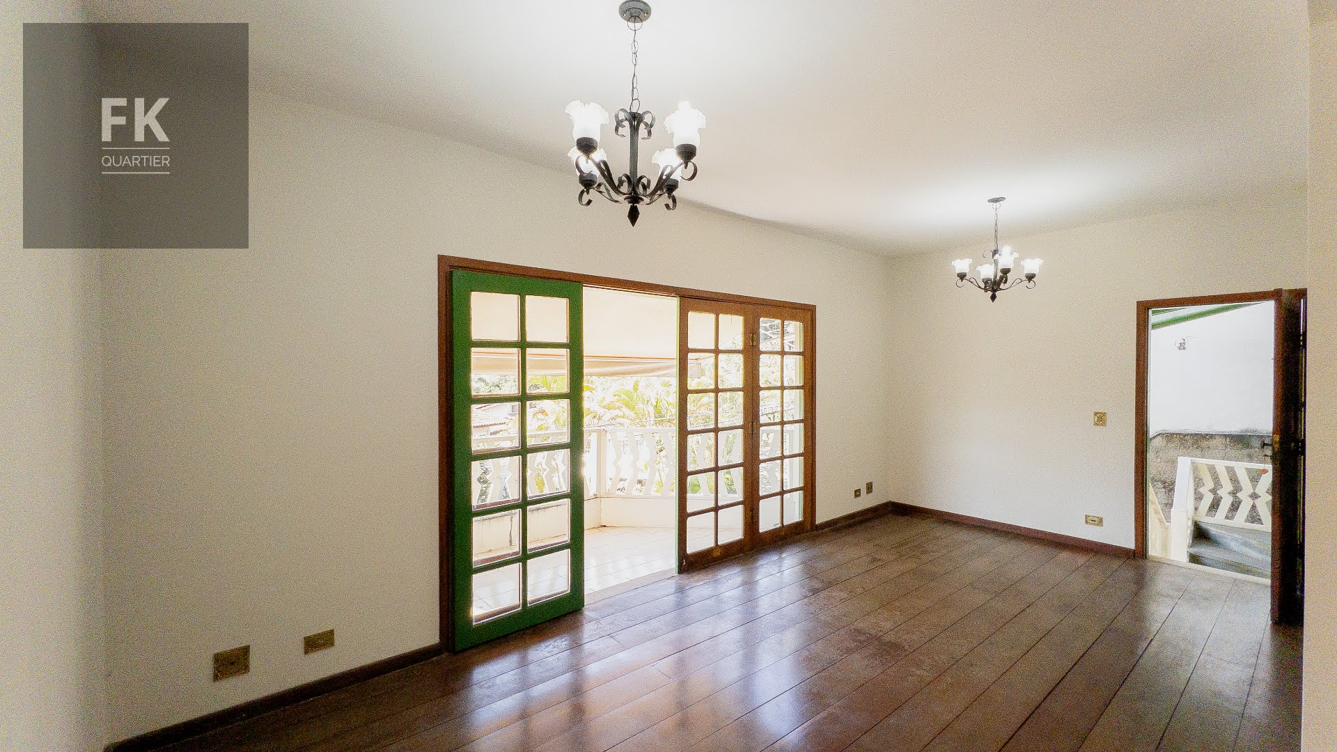 Casa à venda com 3 quartos, 1 suíte, 4 vagas e 171m² no Chácara Pavoeiro, Cotia (SP) — foto 4 de 25