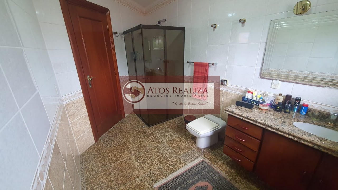 Casa à venda com 5 quartos, 4 suítes, 7 vagas e 500m² no Interlagos, São Paulo (SP) — foto 23 de 24