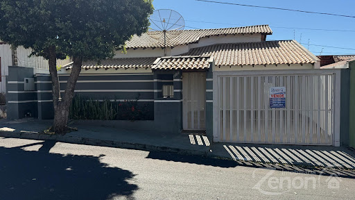 Casa à venda em Vila Endo, Adamantina | 3 dorms, sendo 1 suíte