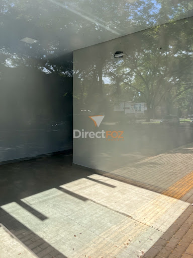 Salas Comerciais para Aluguel - Na Av. Paraná em frente à Lobby  