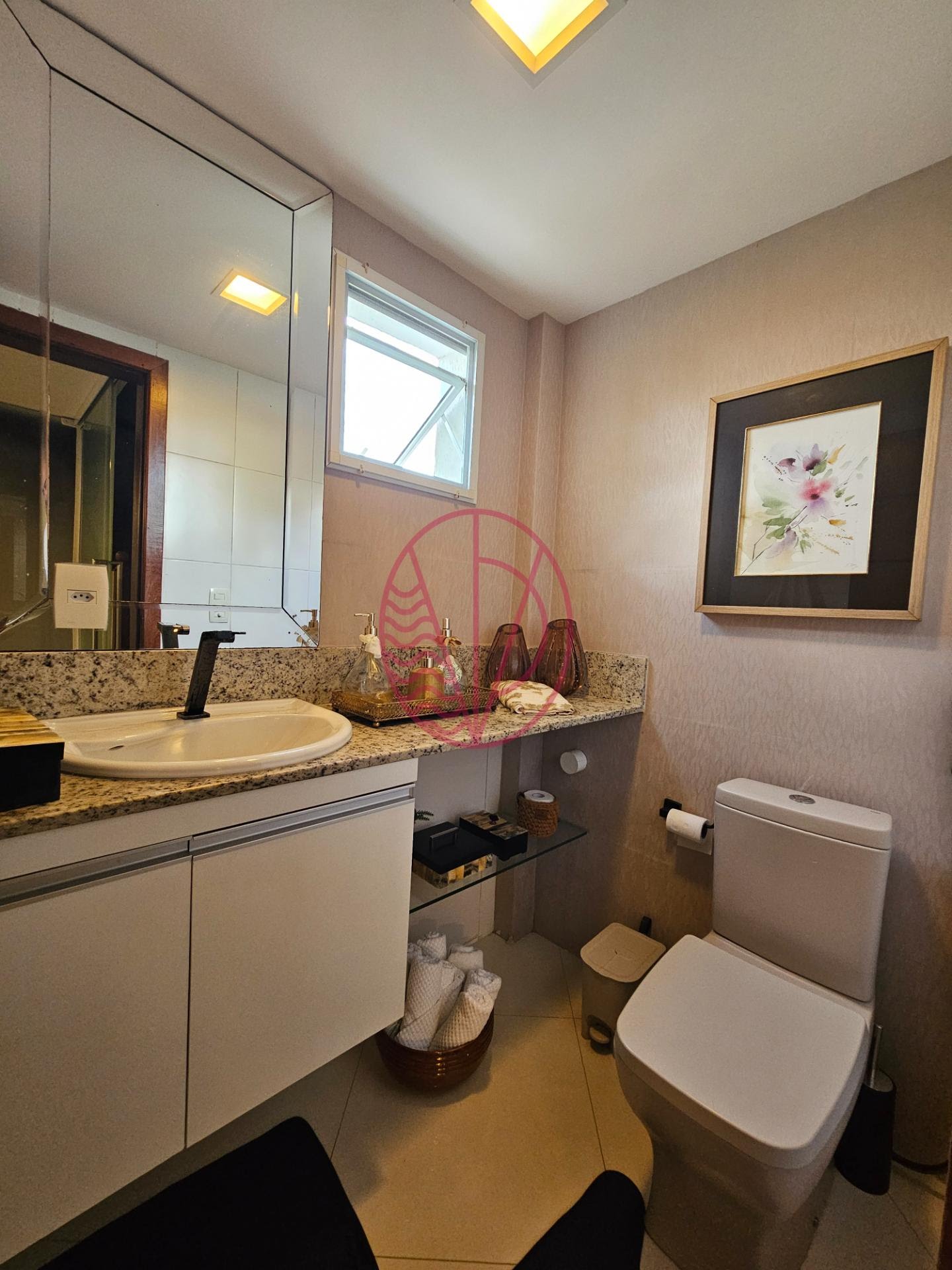 Casa à venda com 4 quartos, 4 suítes, 4 vagas e 300m² no Pituaçu, Salvador (BA) — foto 18 de 30