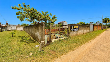 Terreno à Venda em Piçarras, Guaratuba por R$ 130 mil