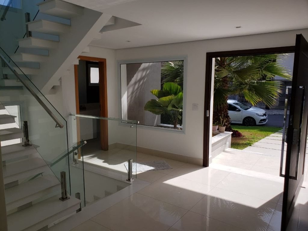 Casa à venda com 3 quartos, 3 suítes, 4 vagas e 500m² no Condomínio Country Club, Arujá (SP) — foto 2 de 28