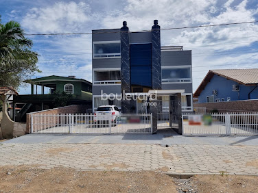 Apartamento de 3 Dormitórios | 1 Suíte | Pinheira