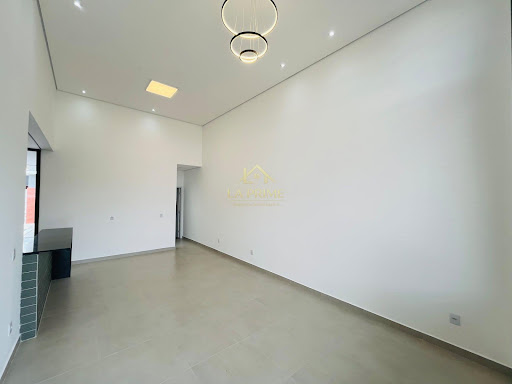 Casa em Condomínio no Jardim Novo Horizonte em Sorocaba, 140m²,  03 dormitórios, 03 suíte , 02 vagas de garagem.