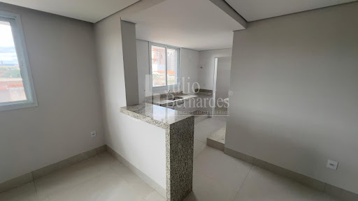 Apartamento à Venda em Todos os Santos, Montes Claros | 57m²