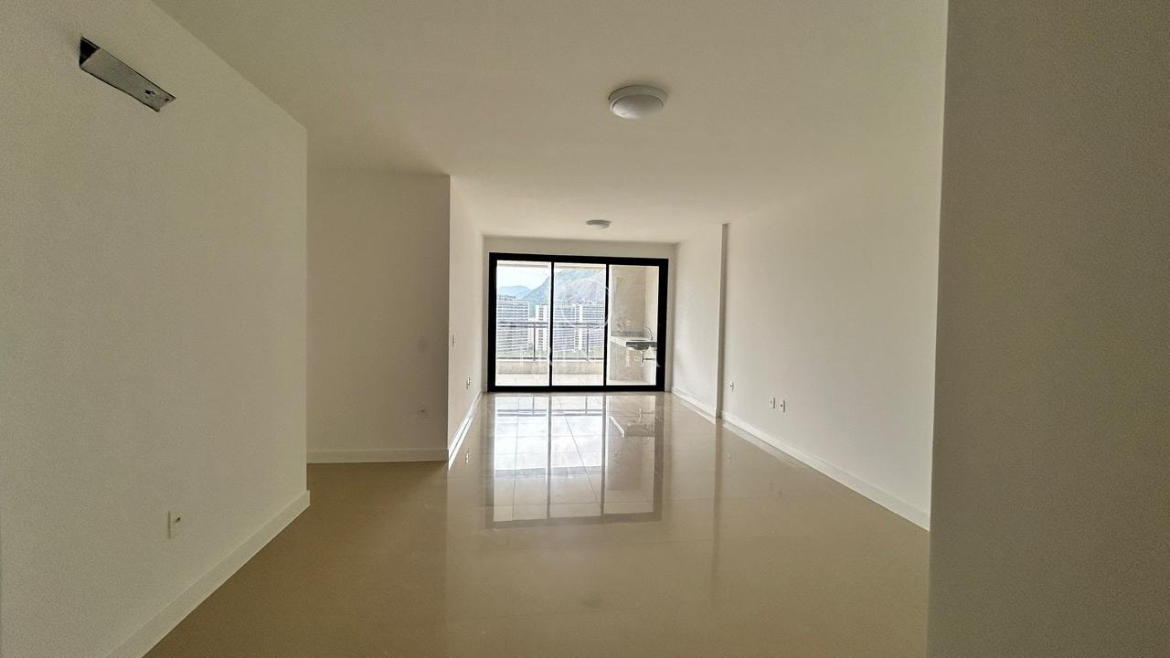 sala-trinitaimobiliaria-elos-ilhapura