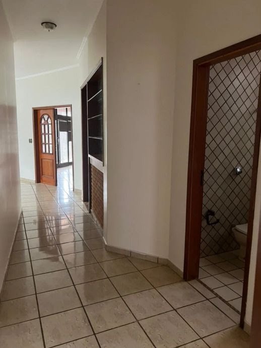 Casa à venda com 3 quartos, 3 suítes, 6 vagas e 295m² no Parque Residencial Cidade Universitária, Ribeirão Preto (SP) — foto 5 de 13