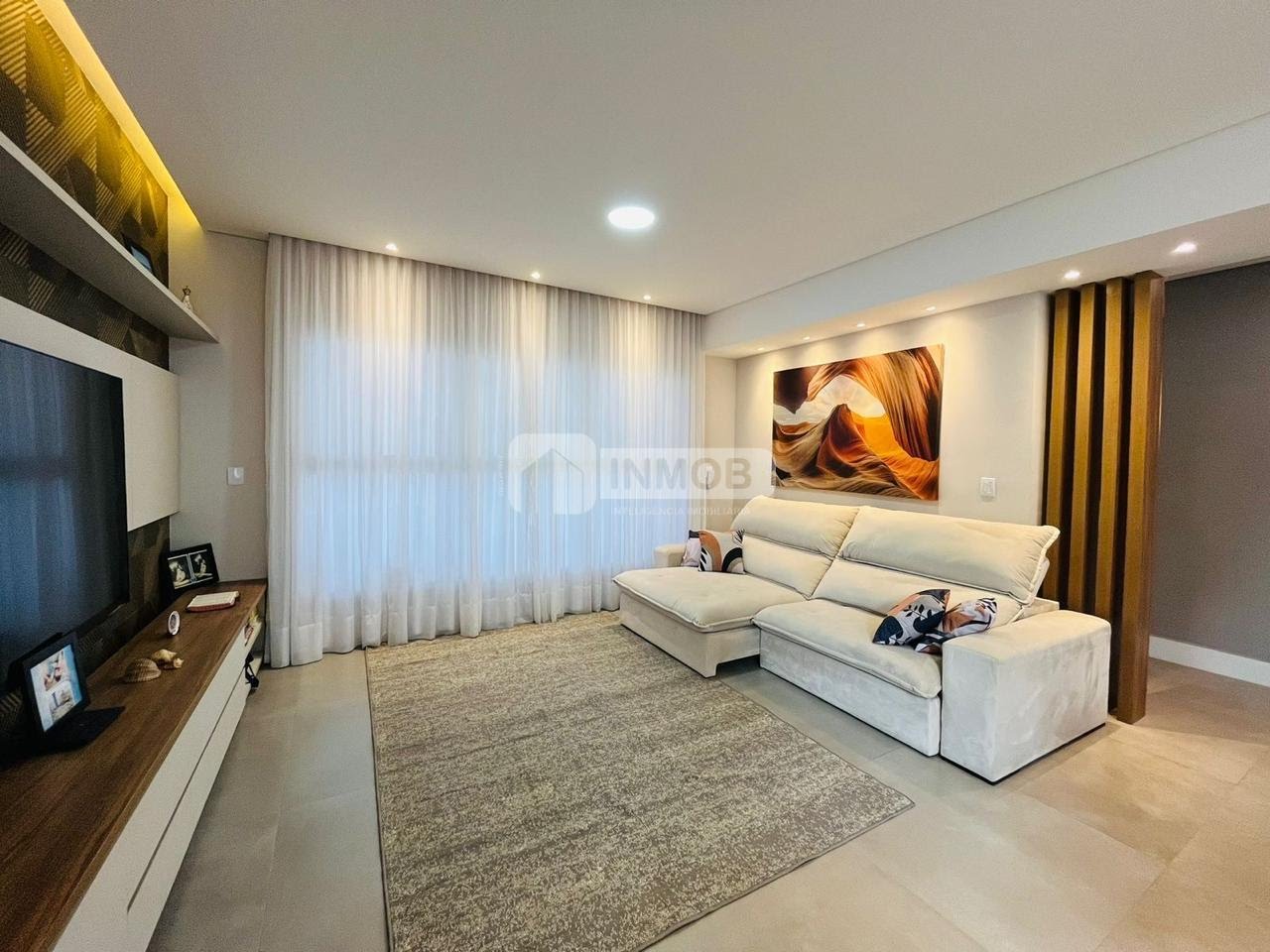 Casa à venda com 4 quartos, 4 suítes e 358m² no Vila Nossa Senhora Auxiliadora, Tremembé (SP) — foto 8 de 18