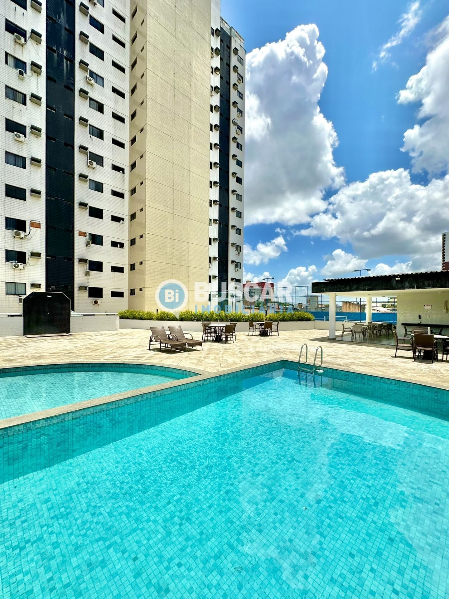 Apartamento à venda com 4 quartos, 3 suítes, 2 vagas e 167m² no Capuchinhos, Feira de Santana (BA) — foto 8 de 30