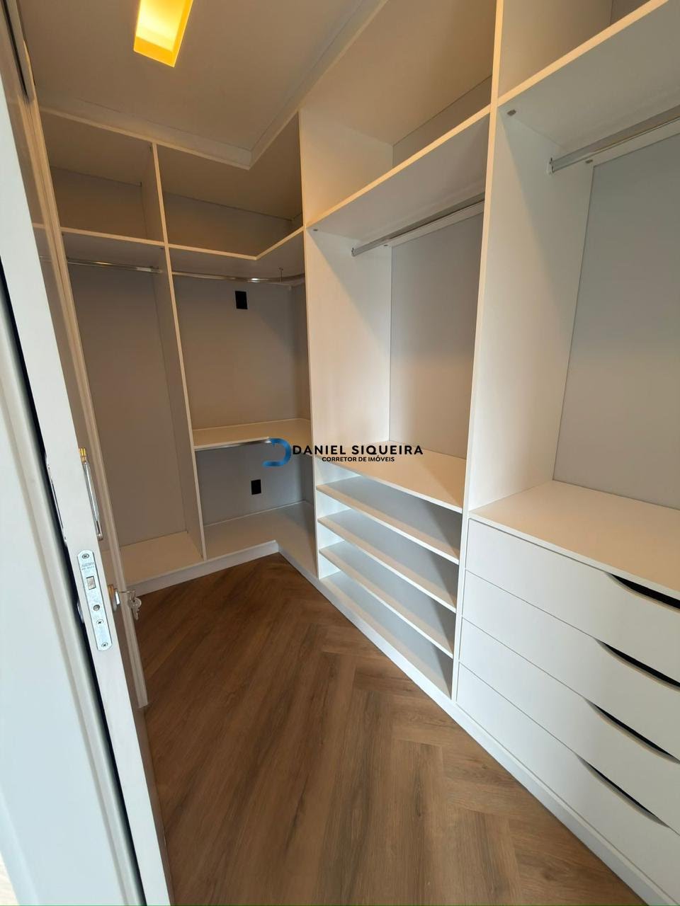 Casa à venda com 3 quartos, 1 suíte, 2 vagas e 196m² no Bairro Deltaville, Biguaçu (SC) — foto 19 de 30