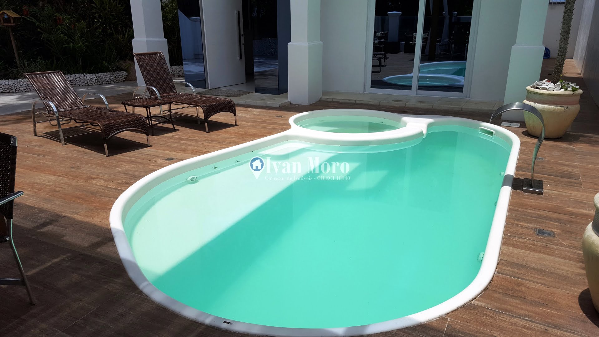 Casa para alugar com 5 quartos, 3 suítes, 3 vagas e 490m² no Daniela, Florianópolis (SC) — foto 9 de 30