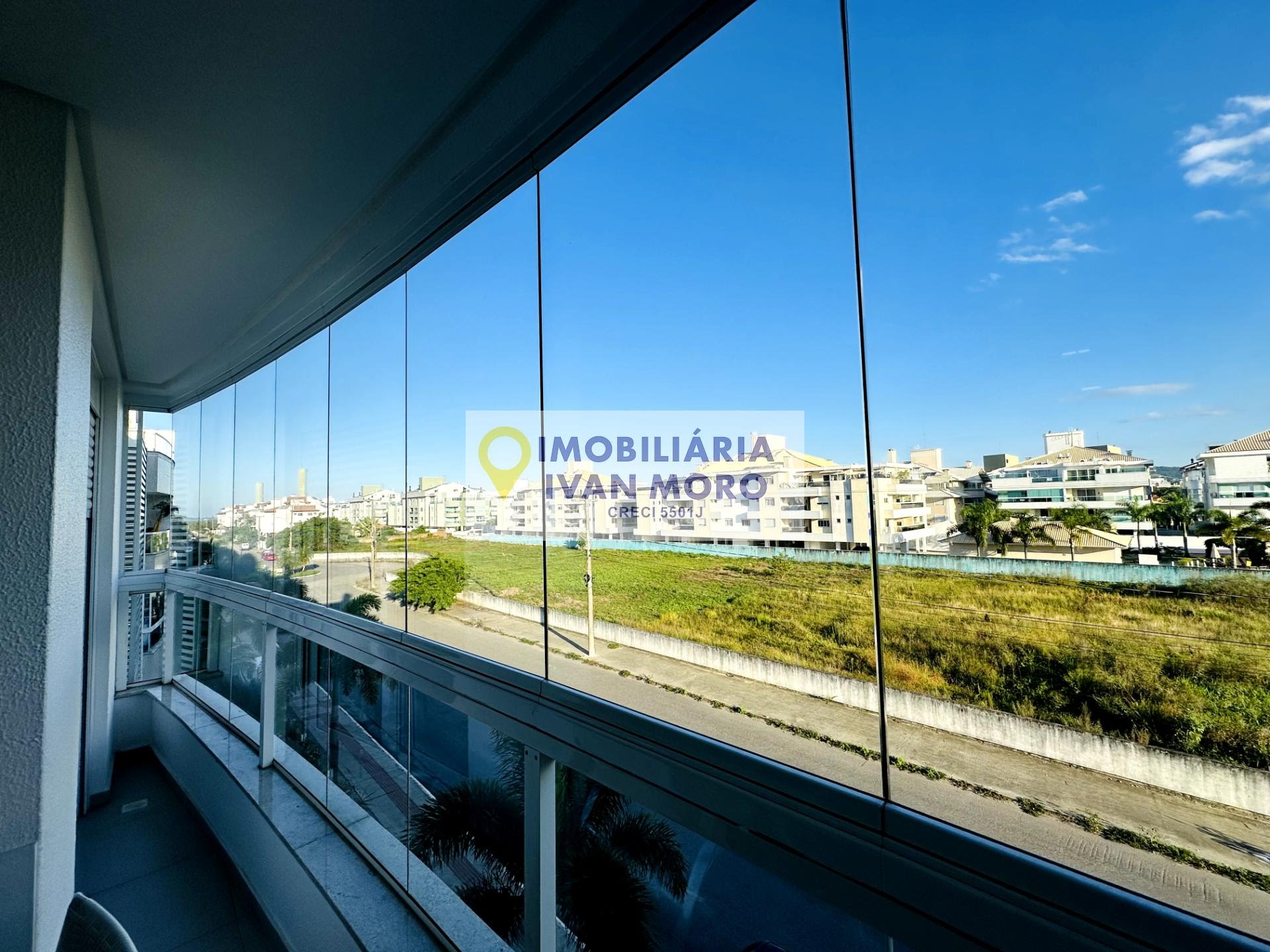 Apartamento à venda com 3 quartos, 1 suíte, 2 vagas e 84m² no Ingleses Norte, Florianópolis (SC) — foto 4 de 24