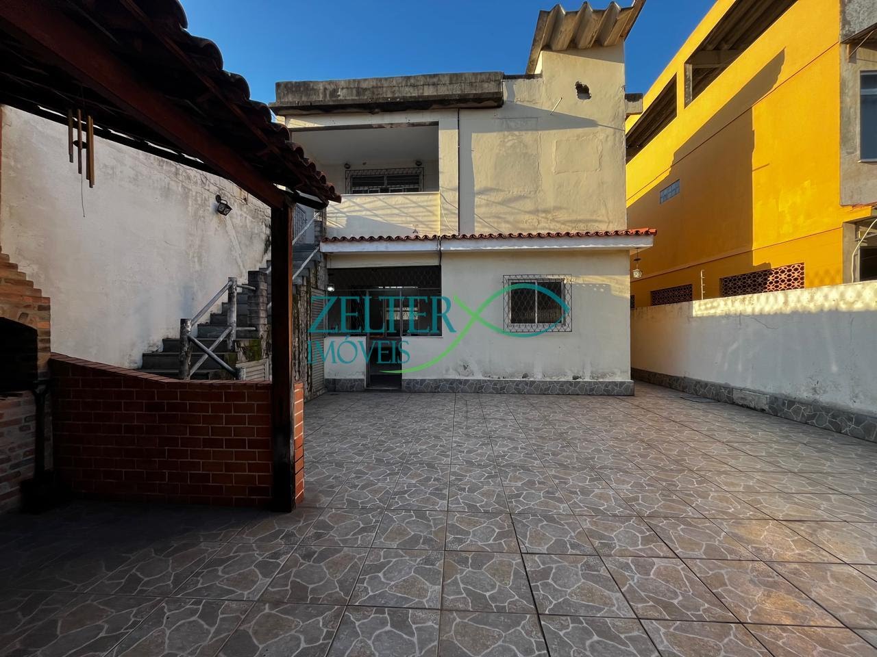 Casa à venda com 4 quartos, 2 suítes, 2 vagas e 251m² no Rocha Miranda, Rio de Janeiro (RJ) — foto 18 de 30