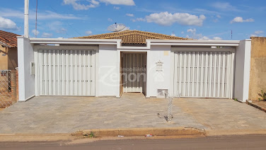Casa em Vila Jamil de Lima  -  Adamantina