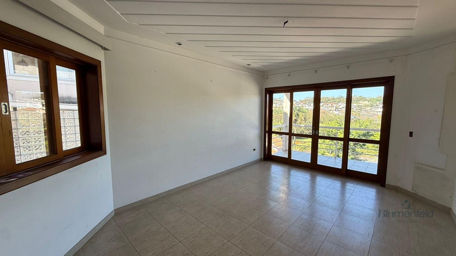 Casa à venda com 5 quartos, 5 suítes, 5 vagas e 520m² no Condominio Arujazinho V, Arujá (SP) — foto 13 de 26